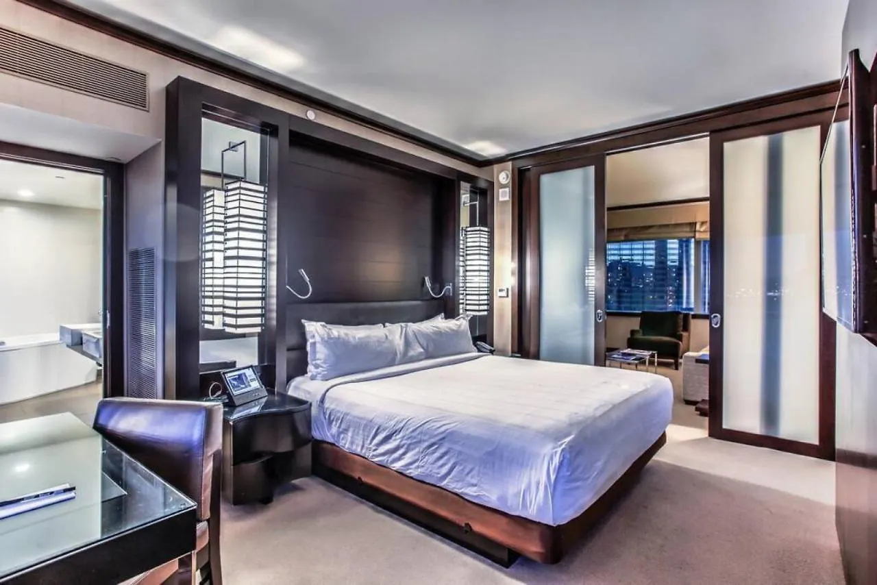 City Center - Panoramic Corner Suite At Vdara 拉斯维加斯