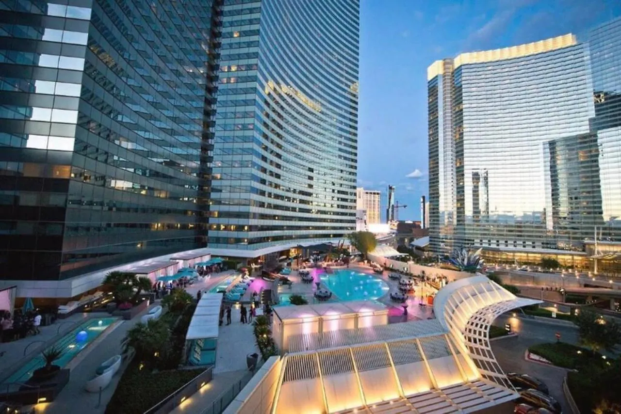 City Center - Panoramic Corner Suite At Vdara Las Vegas