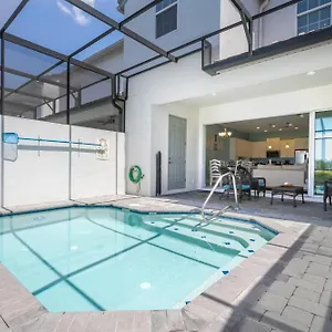 Marvelous 4 Bedroom W/ Pool @ Festival 197 , Davenport United States